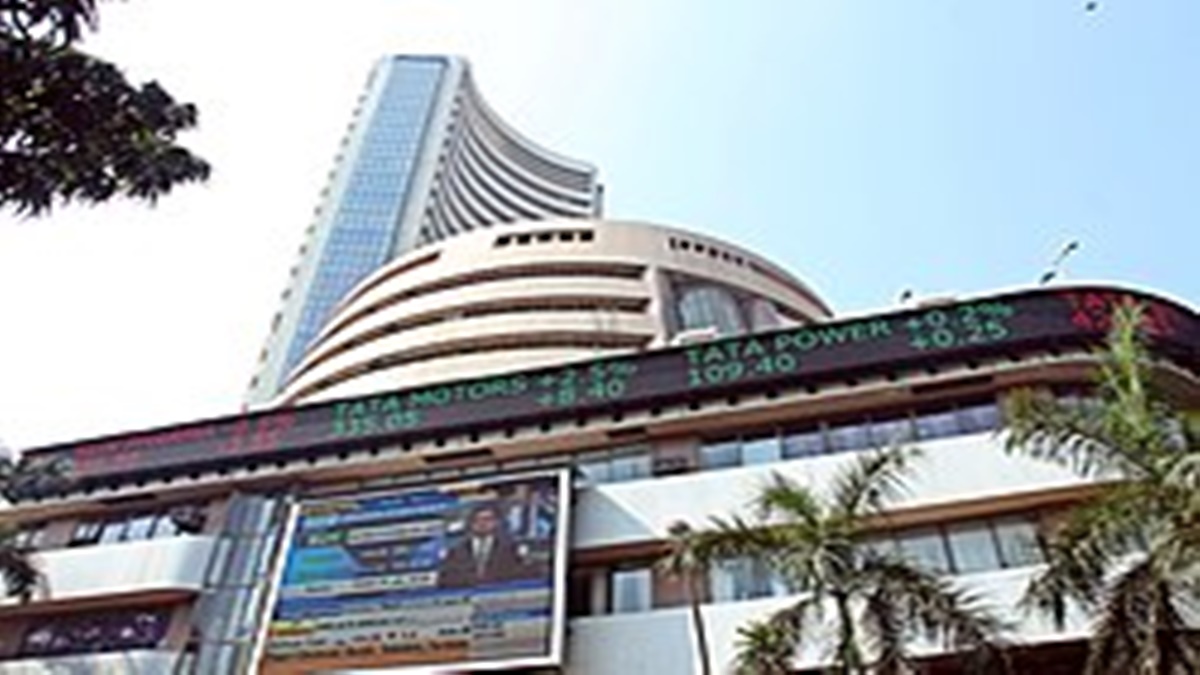 बिकवाली के दबाव में सेंसेक्स गिरा, बैंकिंग शेयरों में सबसे ज्यादा नुकसान