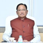 लाल आतंक पर निर्णायक प्रहार: बस्तर में हार्डकोर नक्सली कमांडर पापाराव सहित कुल 18 माओवादियों का आत्मसमर्पण