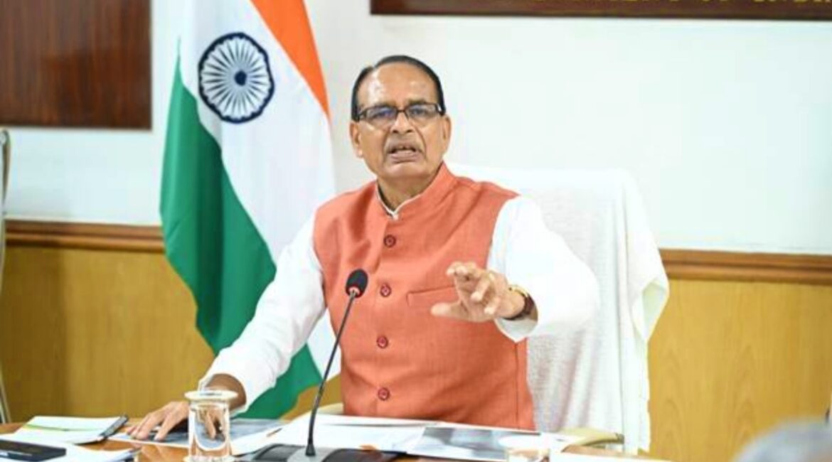 लखपति दीदी लक्ष्य के लिए 10 करोड़ महिलाओं को वित्तीय योजनाओं से जोड़ने की तैयारी: शिवराज सिंह