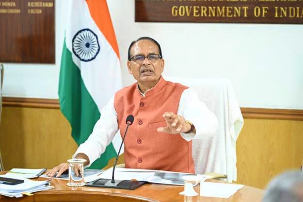 लखपति दीदी लक्ष्य के लिए 10 करोड़ महिलाओं को वित्तीय योजनाओं से जोड़ने की तैयारी: शिवराज सिंह