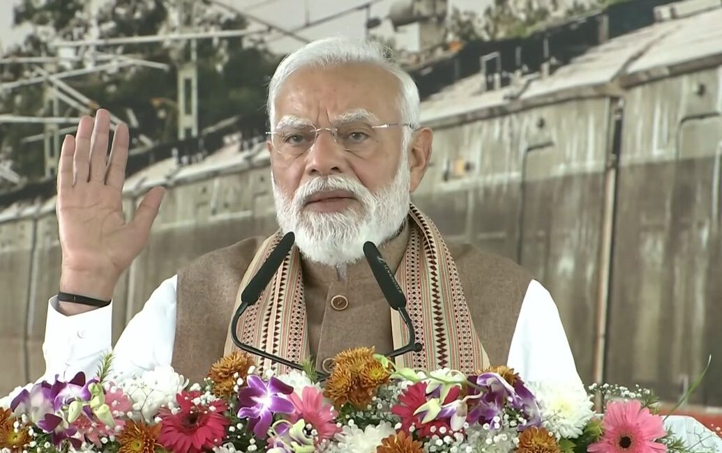 कांग्रेस ने एक वैश्विक आयोजन को अपनी गंदी और नंगी राजनीति का अखाड़ा बनाया : पीएम मोदी