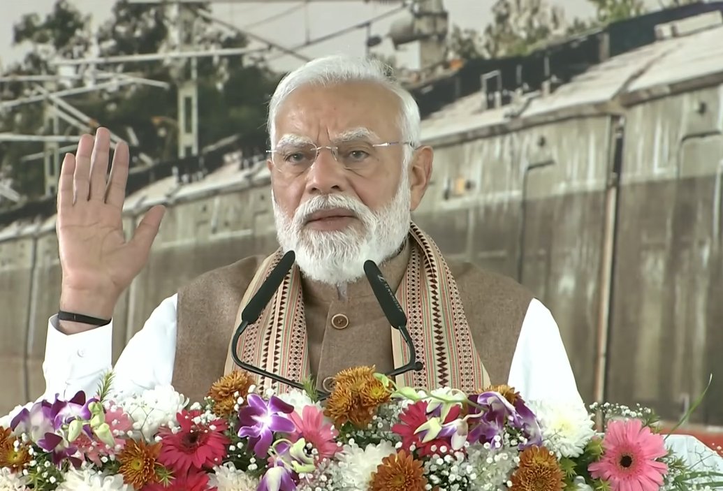 कांग्रेस ने एक वैश्विक आयोजन को अपनी गंदी और नंगी राजनीति का अखाड़ा बनाया : पीएम मोदी