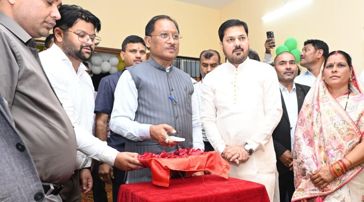 धरसींवा में आधुनिक तहसील कार्यालय का लोकार्पण: सुगम, पारदर्शी और नागरिक-केंद्रित प्रशासन की दिशा में बड़ा कदम – मुख्यमंत्री श्री विष्णु देव साय