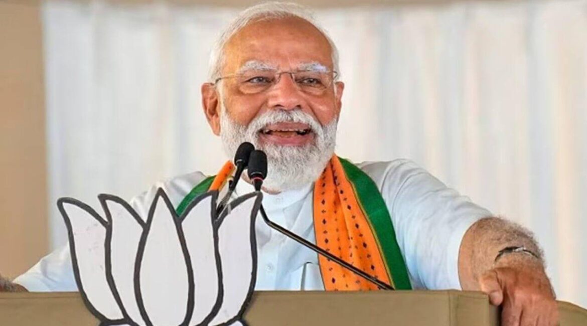 8931 दिन, सीएम मोदी से पीएम मोदी तक का सफर और बन गया जनसेवा का कभी न टूटने वाला रिकॉर्ड, रच गया इतिहास