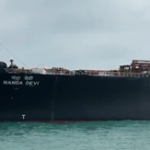 LPG लेकर गुजरात के वडीनार बंदरगाह पर पहुंचा जहाज ‘नंदा देवी’