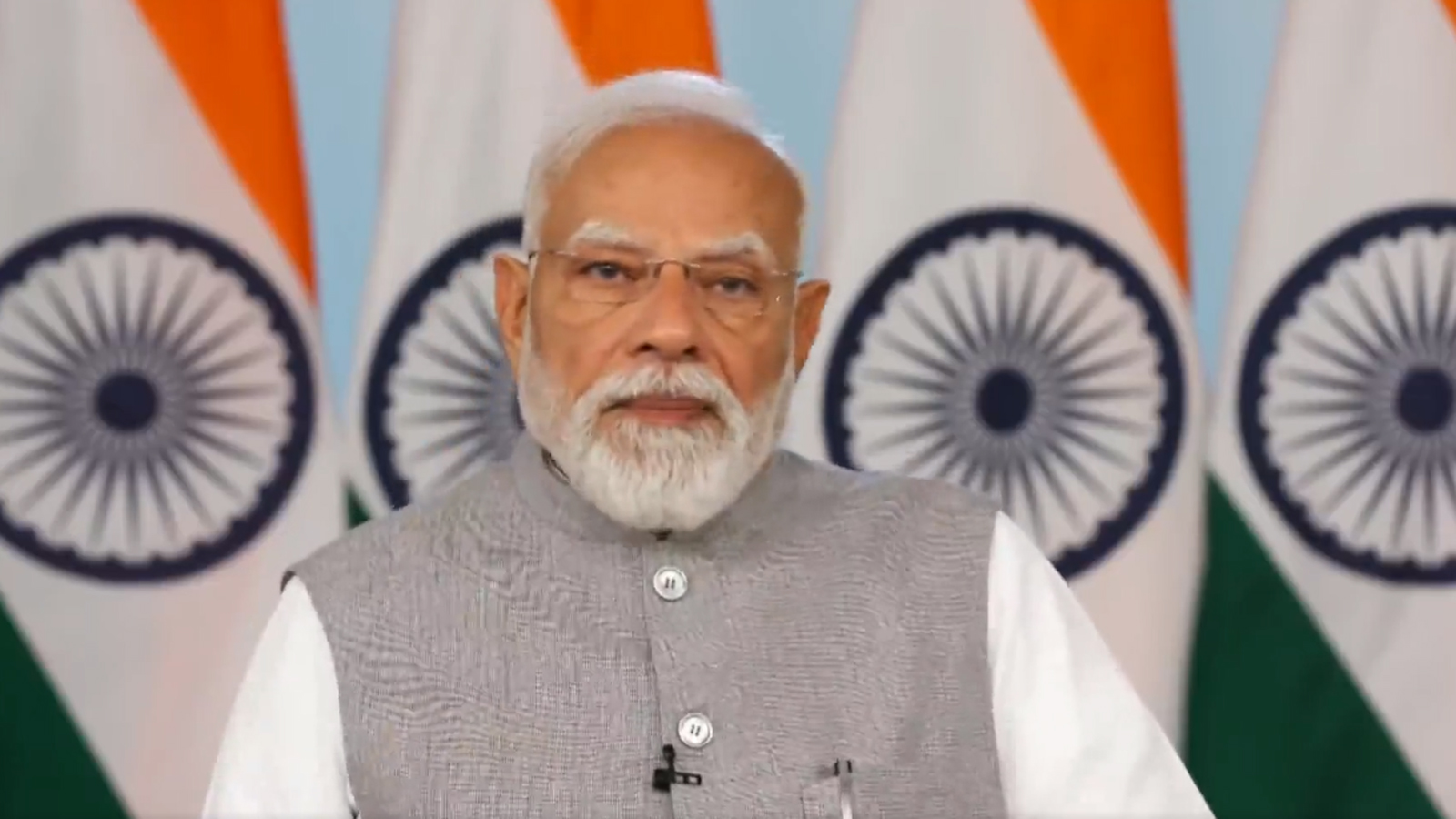 पीएम मोदी ने सऊदी क्राउन प्रिंस और बहरीन किंग से बात की, हमलों की निंदा की