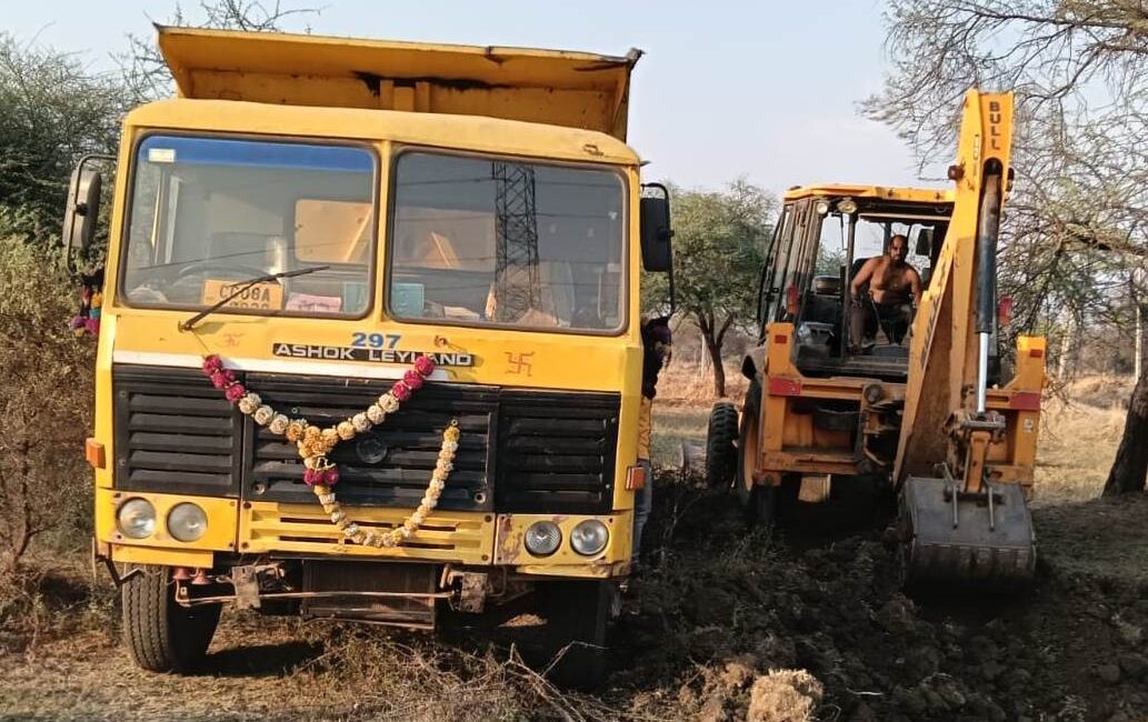 अवैध खनिज उत्खनन व परिवहन पर प्रशासन की सख्त कार्रवाई