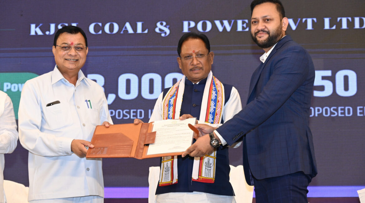 विशेष लेख : उद्योग और श्रम विभाग के आपसी समन्वय से संवर रहा है – छत्तीसगढ़