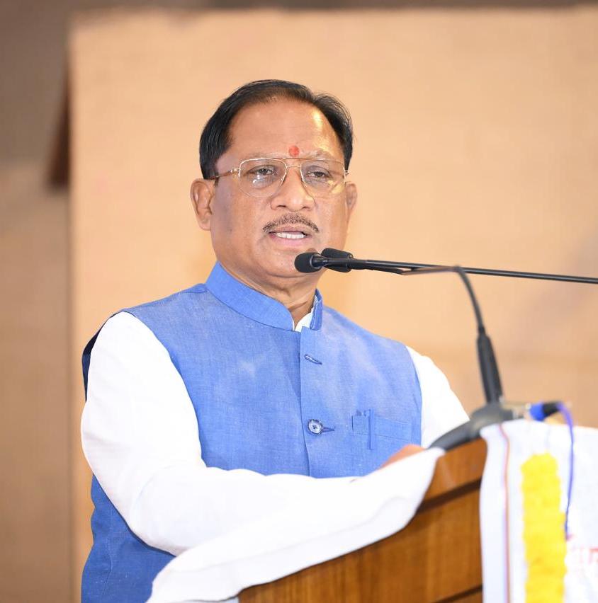 युवाओं के उज्ज्वल भविष्य के लिए सरकार पूर्णतः प्रतिबद्ध : मुख्यमंत्री श्री विष्णु देव साय