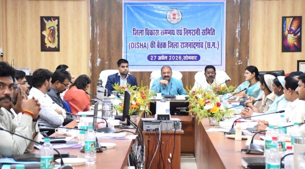 विकास कार्यों में प्रशासन और जनप्रतिनिधियों के साथ-साथ समाज की भी महत्वपूर्ण भूमिका : सांसद श्री संतोष पाण्डेय