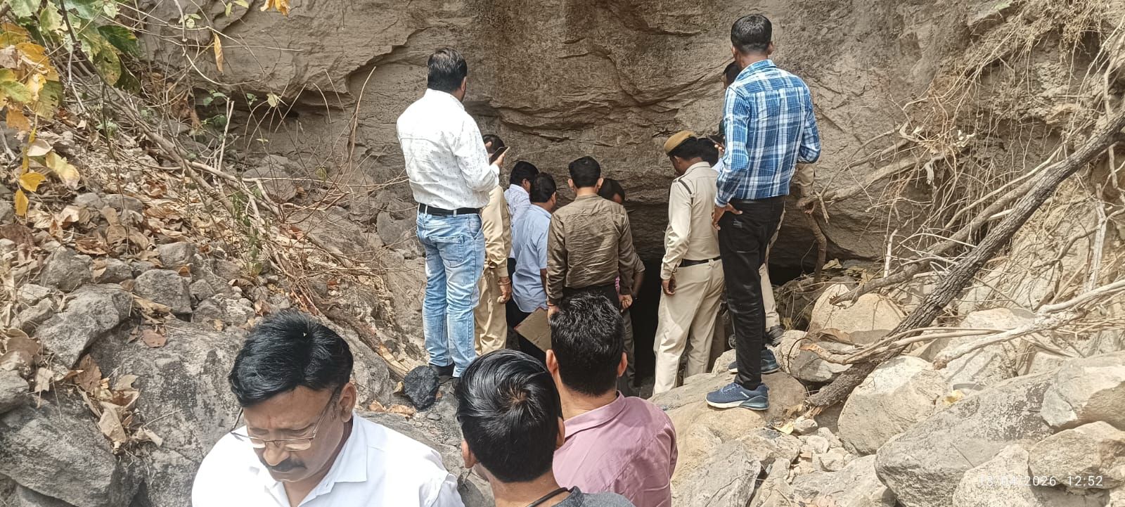 देवखोल में अवैध कोयला खनन पर बड़ी कार्रवाई, 6 टन से अधिक कोयला जब्त