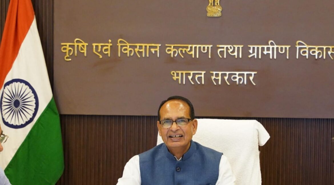 किसानों के हित में केंद्र पूरी तरह सतर्क: कृषि मंत्री श्री शिवराज सिंह चौहान ने की खरीफ तैयारियों की समीक्षा