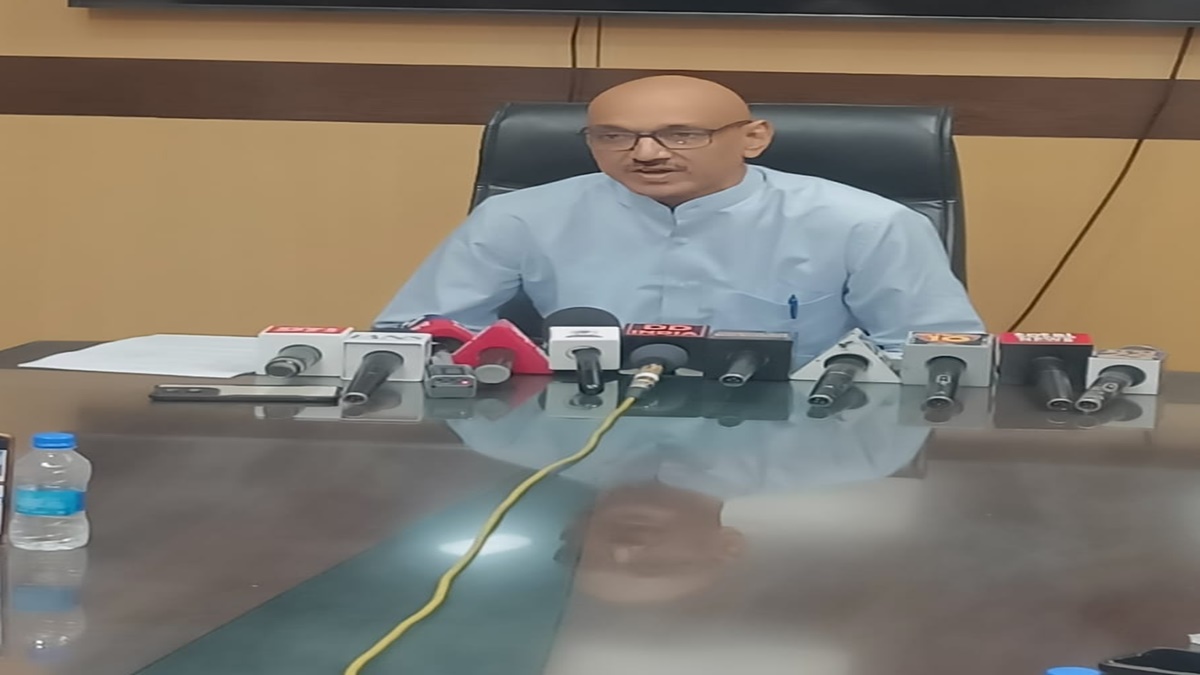 युवाओं की सेहत पर मंडरा रहा हाइपरटेंशन का खतरा, AIIMS के डॉक्टरों ने दी सलाह- खानपान और लाइफस्टाइल बदलें