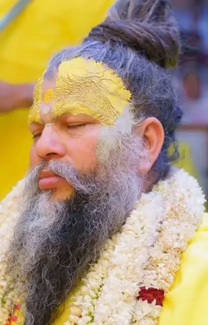 आखिर प्रेमानंद महाराज ने क्यों कहा- “मैं मिलूं या न मिलूं…”? यह सुन भावुक हुए भक्त