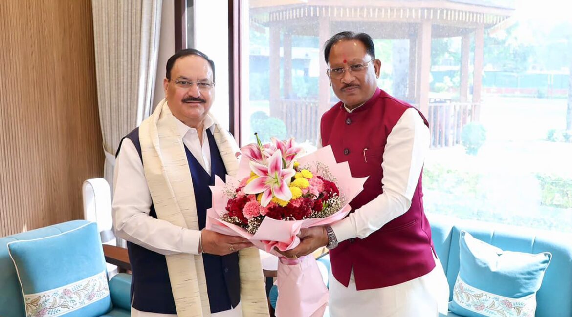 द्रीय स्वास्थ्य मंत्री जेपी नड्डा से मिले मुख्यमंत्री विष्णुदेव साय, स्वास्थ्य सेवाओं और किसानों के लिए खाद-बीज उपलब्धता पर हुई विस्तृत चर्चा