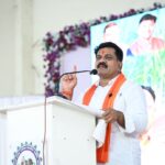  उप मुख्यमंत्री श्री विजय शर्मा ने किसानों को वितरित किए शेयर प्रमाण पत्र