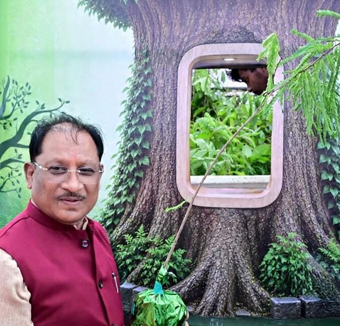 आज लगाया गया हर पौधा आने वाली पीढ़ियों के सुरक्षित भविष्य का आधार बनेगा : मुख्यमंत्री श्री विष्णुदेव साय