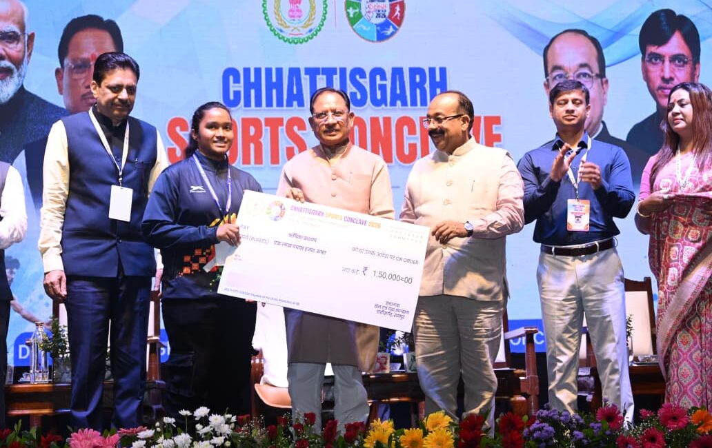 मुख्यमंत्री श्री विष्णु देव साय छत्तीसगढ़ में पहली बार आयोजित स्पोर्ट्स कॉन्क्लेव में हुए शामिल