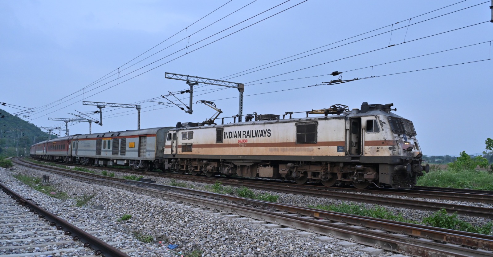 रायपुर मंडल के 13 स्टेशनों पर 226 करोड़ रुपए की इलेक्ट्रॉनिक इंटरलॉकिंग परियोजना को मंजूरी