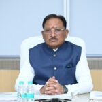 शासन की जनकल्याणकारी योजनाओं का करें समयबद्ध क्रियान्वयन , प्रत्येक पात्र व्यक्ति को मिले शासन की योजनाओं का लाभ : मुख्यमंत्री श्री विष्णुदेव साय