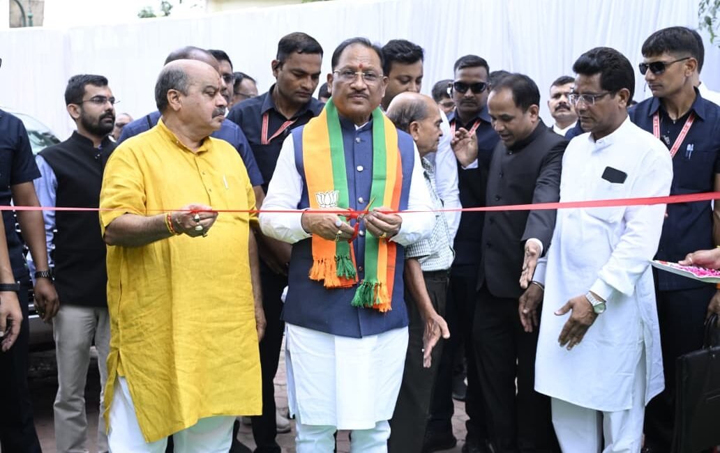  देश की आजादी में छत्तीसगढ़ के वीर नायकों का योगदान नई पीढ़ी तक पहुंचाना हमारा दायित्व : मुख्यमंत्री श्री विष्णु देव साय