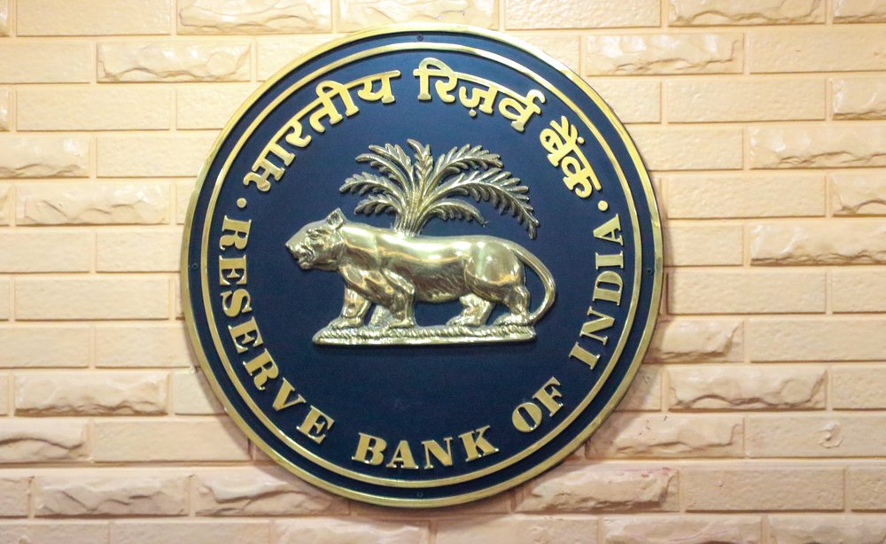 RBI नीतिगत दर में बदलाव को लेकर ‘वेट एंड वॉच’ मोड में: MPS मिनट्स