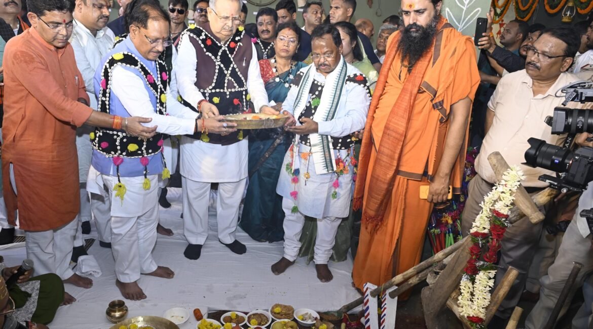 हरेली तिहार पर मुख्यमंत्री निवास में साकार हुई छत्तीसगढ़ की लोक संस्कृति, कृषि परंपरा और ग्रामीण जीवन की जीवंत झांकी
