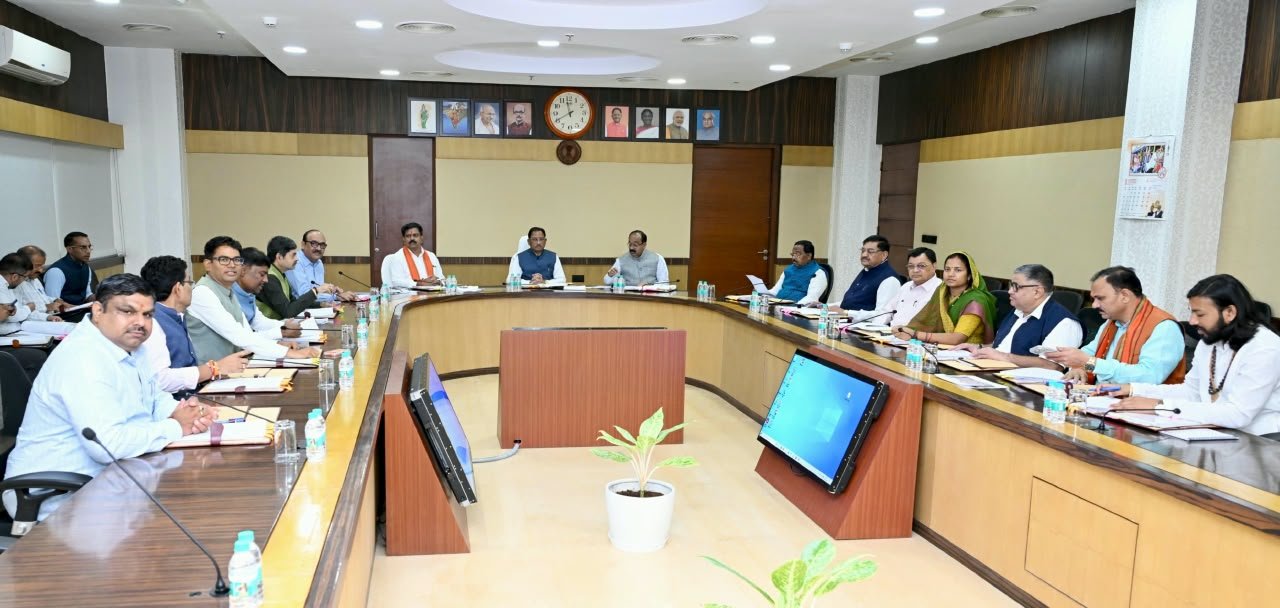 उप मुख्यमंत्री श्री अरुण साव ने कैबिनेट की बैठक में लिए गए निर्णयों की जानकारी दी