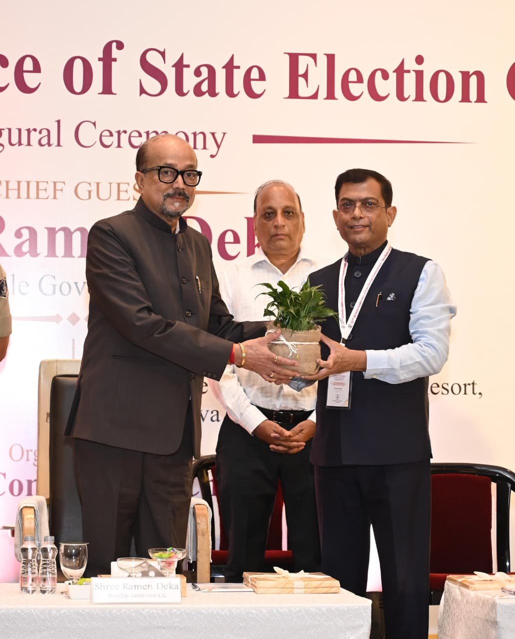  नवा रायपुर में राज्य निर्वाचन आयुक्तों के 32वें अखिल भारतीय सम्मेलन का राज्यपाल श्री रामेन डेका ने किया शुभारंभ