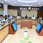मुख्यमंत्री श्री विष्णु देव साय की अध्यक्षता में आज यहां मंत्रालय महानदी भवन में आयोजित कैबिनेट की बैठक में अनेक महत्वपूर्ण निर्णय लिए गए