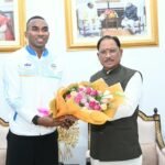 मुख्यमंत्री श्री विष्णु देव साय से एशियन गेम्स के कांस्य पदक विजेता एथलीट अनिमेष कुजूर ने की सौजन्य मुलाकात